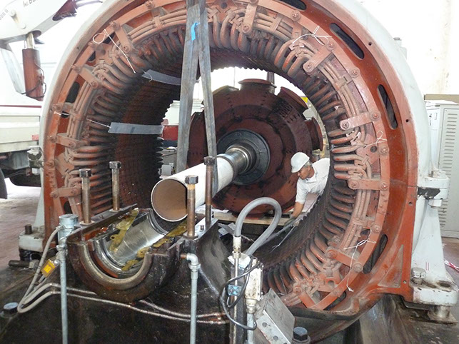 manutenzione alternatore centrale idroelettrica